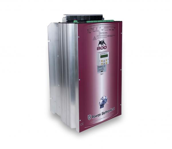 Inverter Serie 800 per motori sincroni a riluttanza
